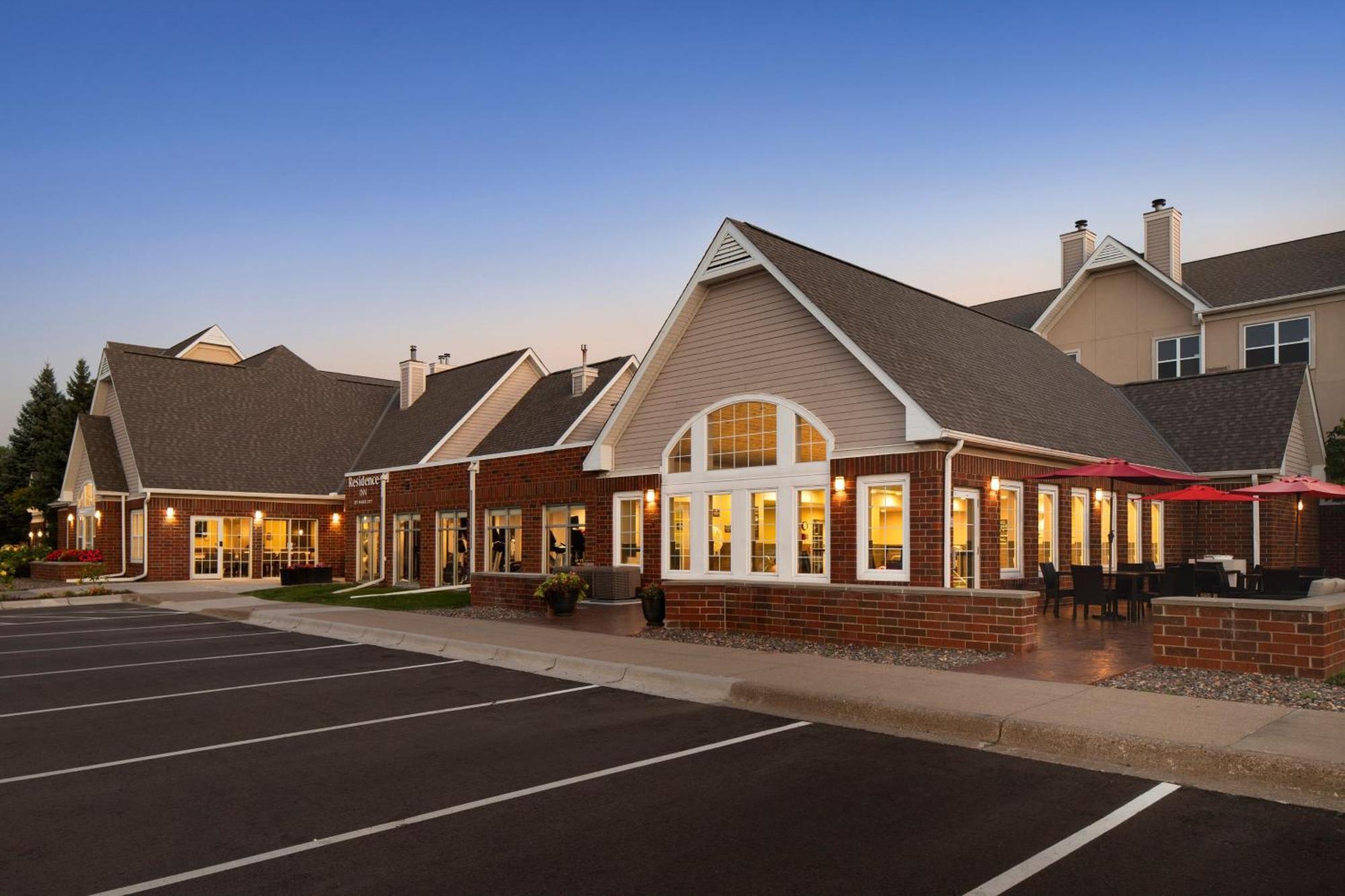 Residence Inn Minneapolis St. Paul/Roseville Exterior foto